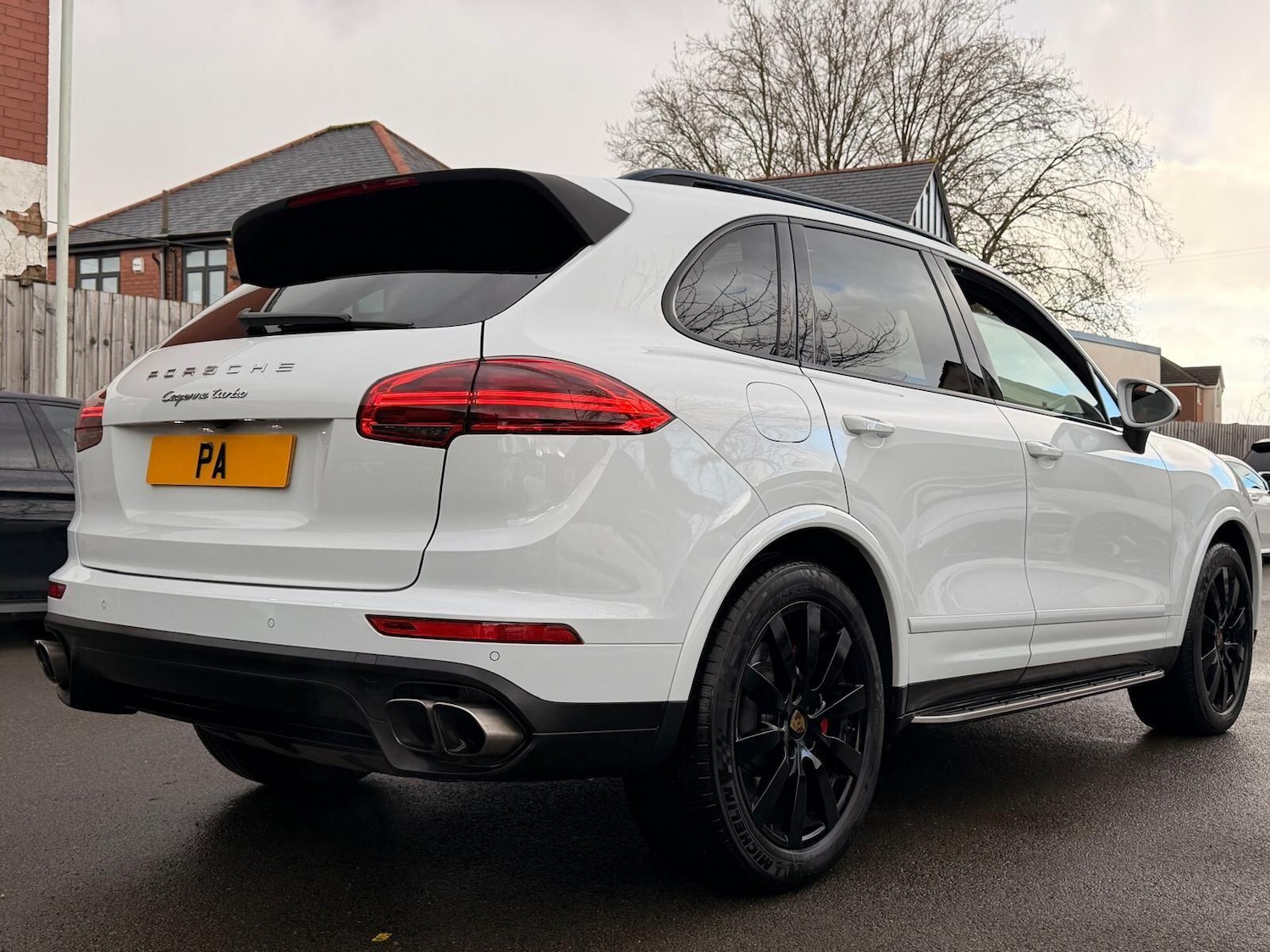 Used Porsche Cayenne 2015 for sale - 77575026: Photo 2