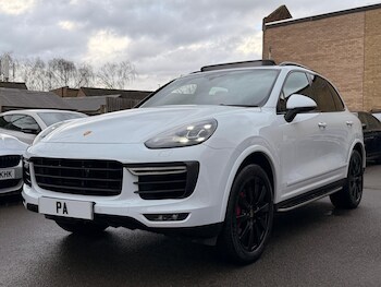 Used Porsche Cayenne 2015 for sale - 77575026: Photo