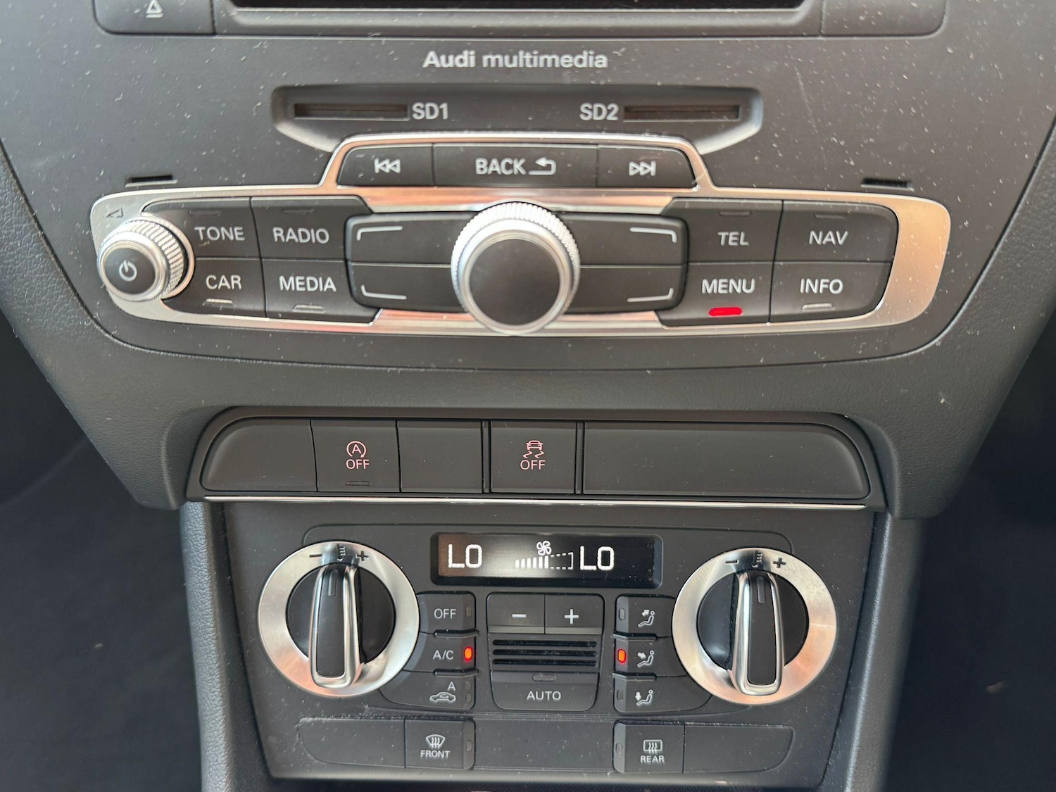 Used Audi Q3 2014 for sale - 76786552: Photo 15