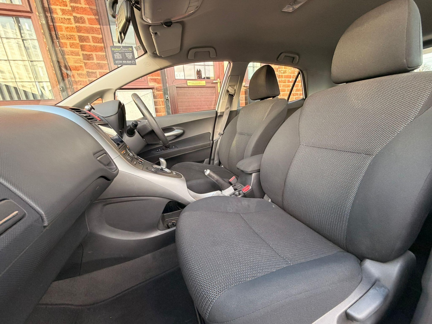 Used Toyota Auris 2010 for sale - 76942464: Photo 9