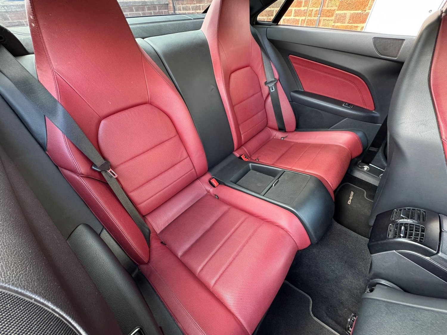 Used Mercedes-Benz E Class 2015 for sale - 76786537: Photo 10