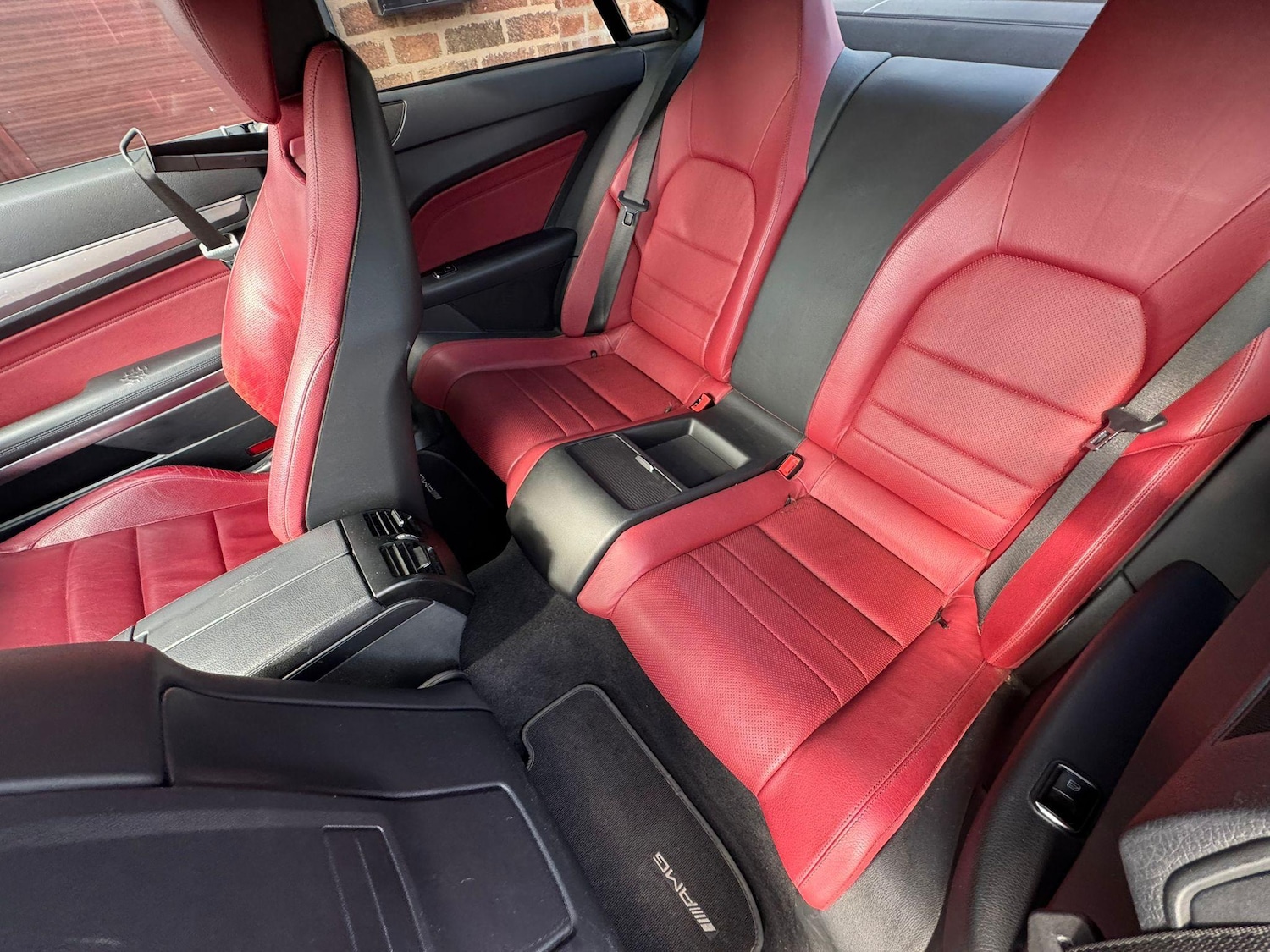 Used Mercedes-Benz E Class 2015 for sale - 76786537: Photo 12