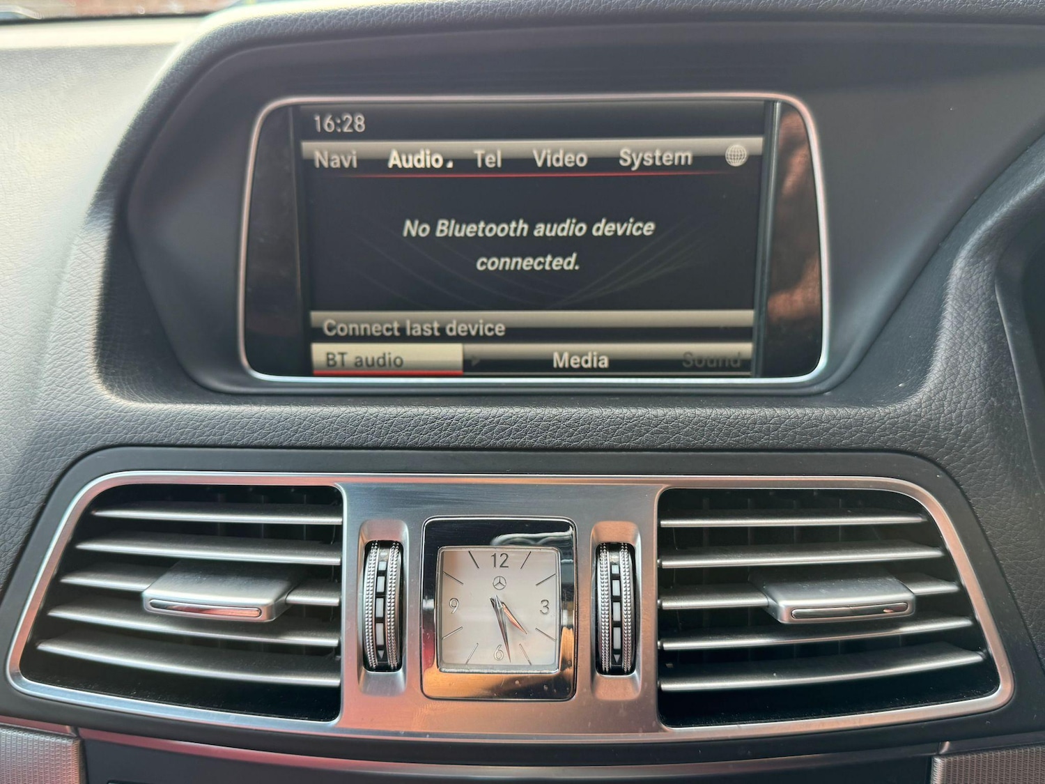 Used Mercedes-Benz E Class 2015 for sale - 76786537: Photo 18