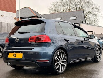 Used Volkswagen Golf 2011 for sale - 77410984: Photo