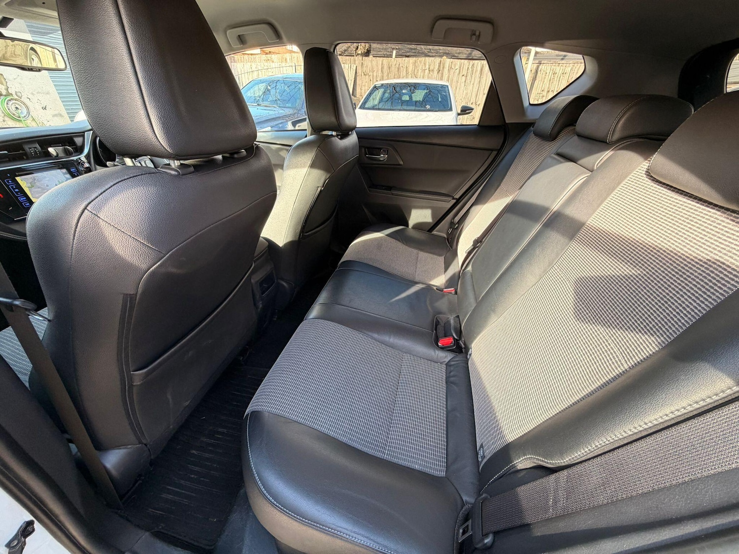 Used Toyota Auris 2016 for sale - 77892830: Photo 12