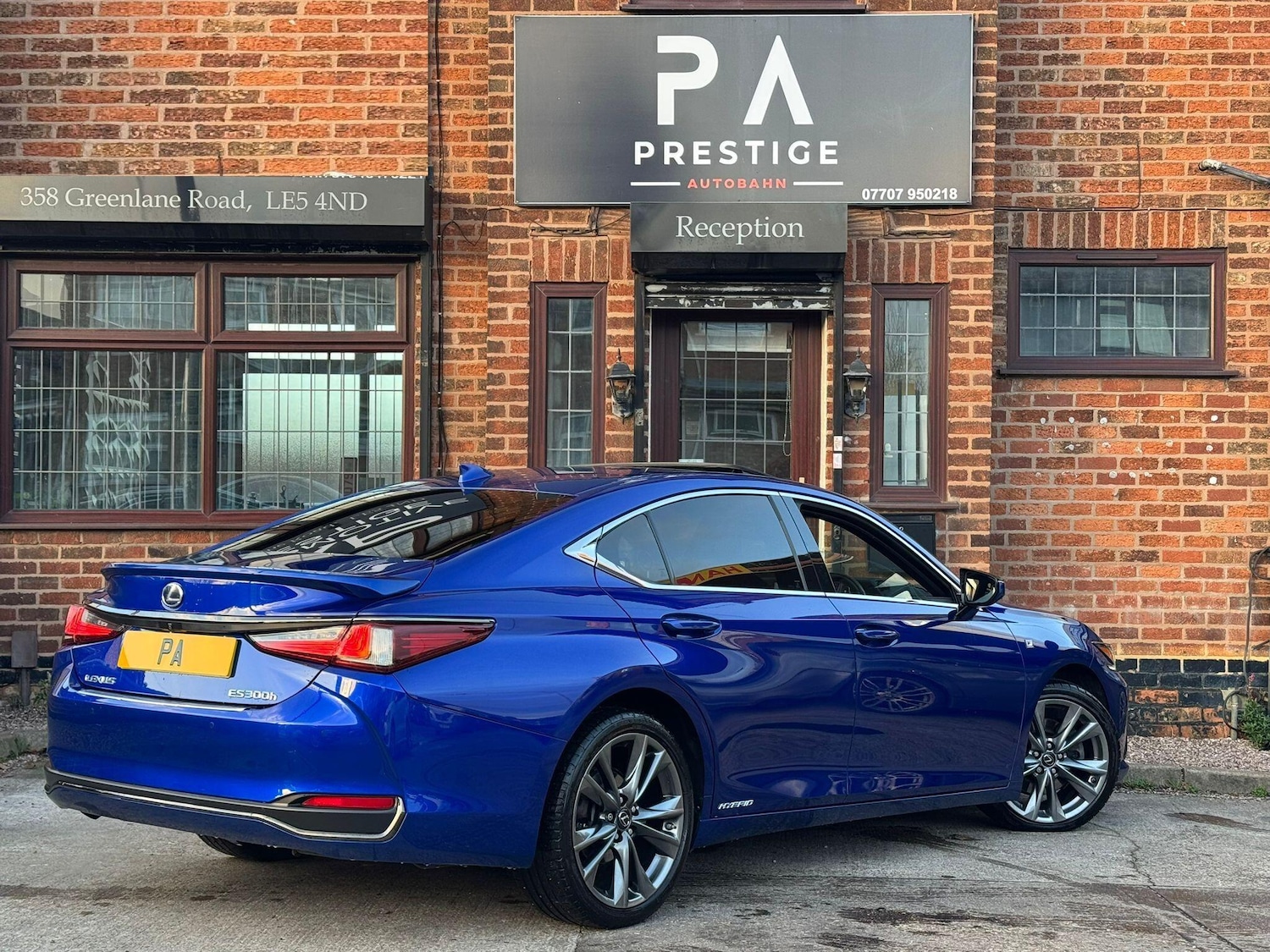 Used Lexus ES 2019 for sale - 76786489: Photo 4