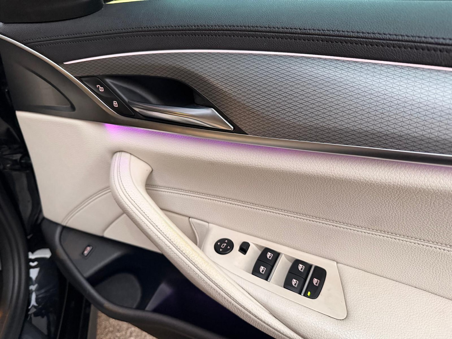 Used BMW 5 Series 2017 for sale - 76976558: Photo 14