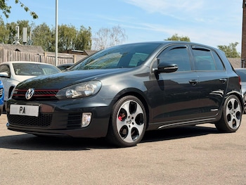 Used Volkswagen Golf 2010 for sale - 79236180: Photo