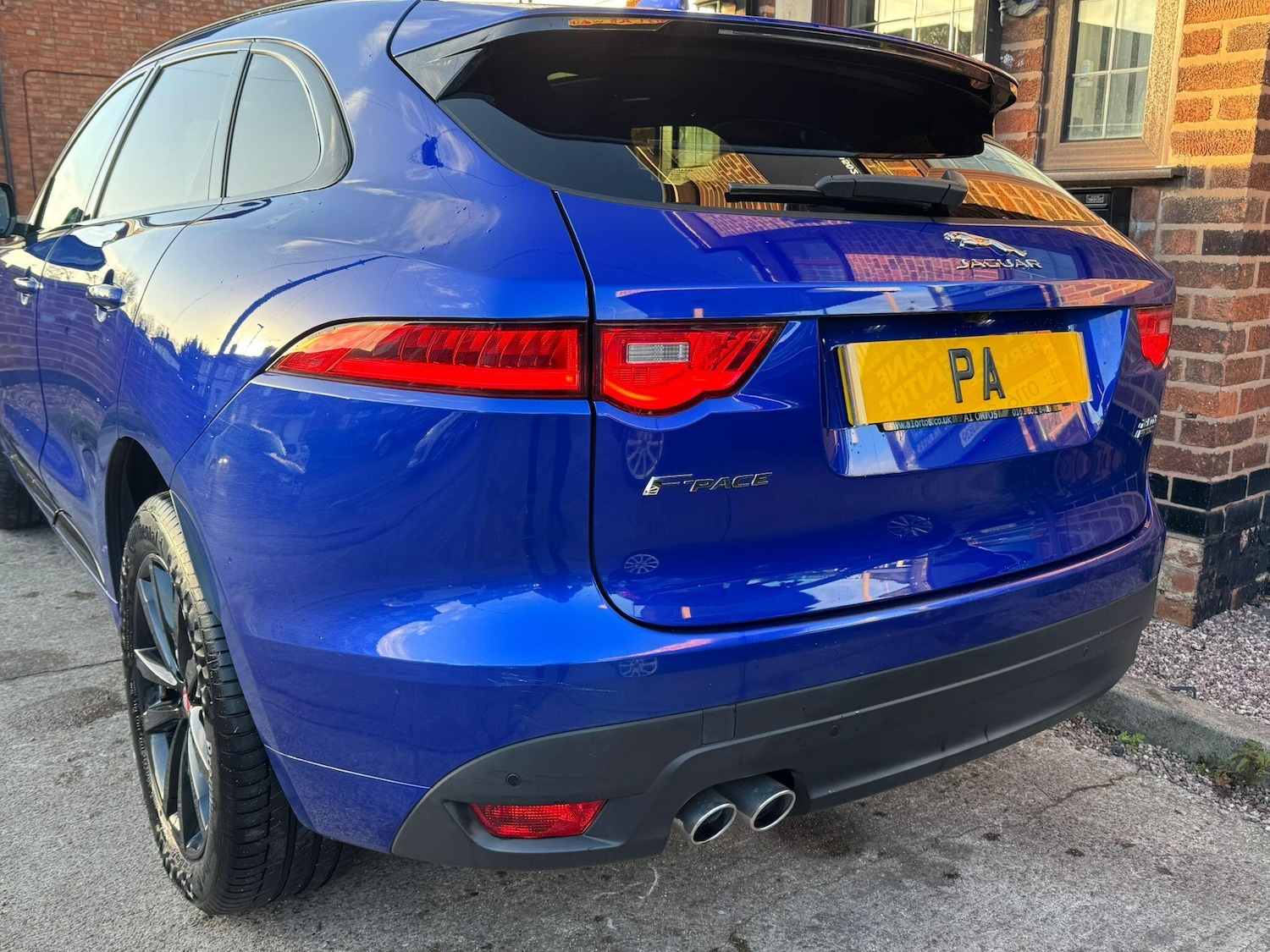 Used Jaguar F-Pace 2017 for sale - 76786506: Photo 7