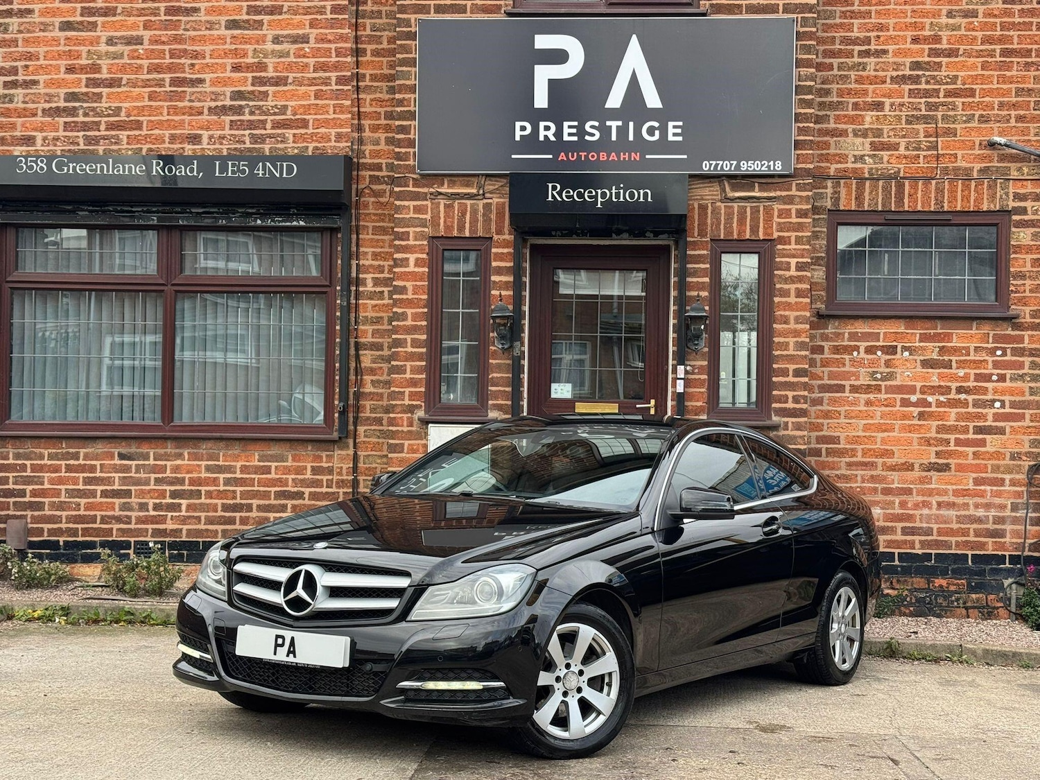 Used Mercedes-Benz C Class 2013 for sale - 76786686: Photo 3