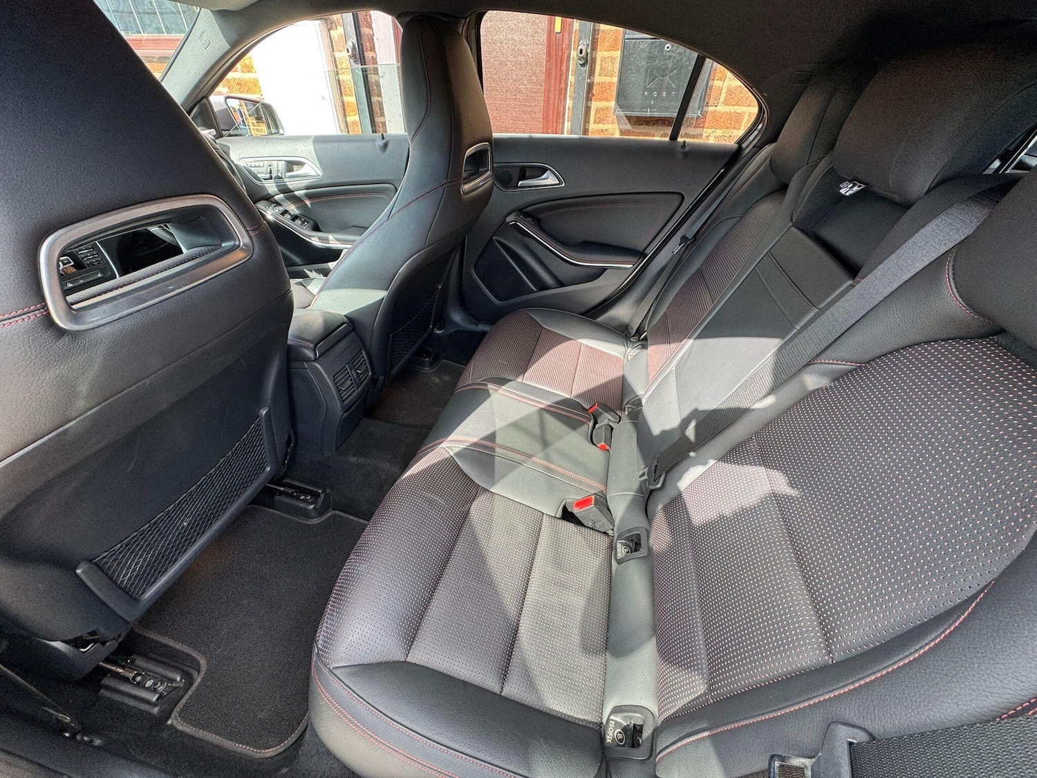 Used Mercedes-Benz A-Class 2013 for sale - 76786446: Photo 10