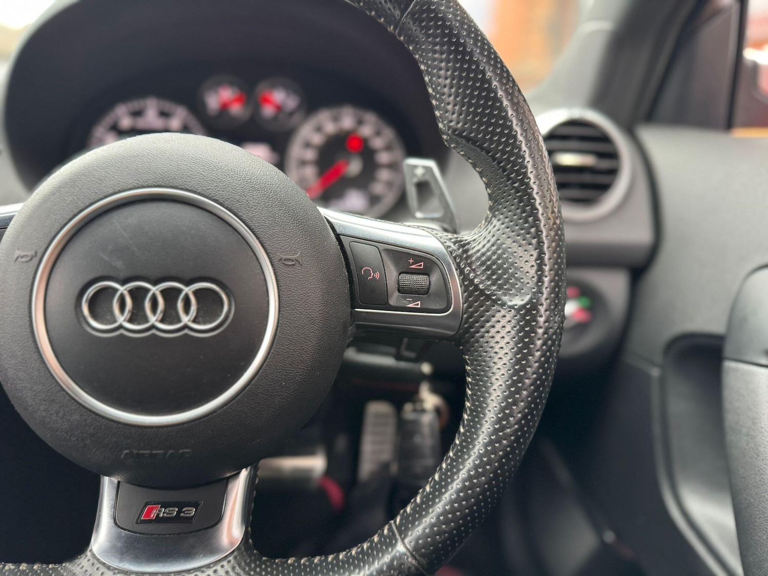 Used Audi RS3 2012 for sale - 76786637: Photo 18