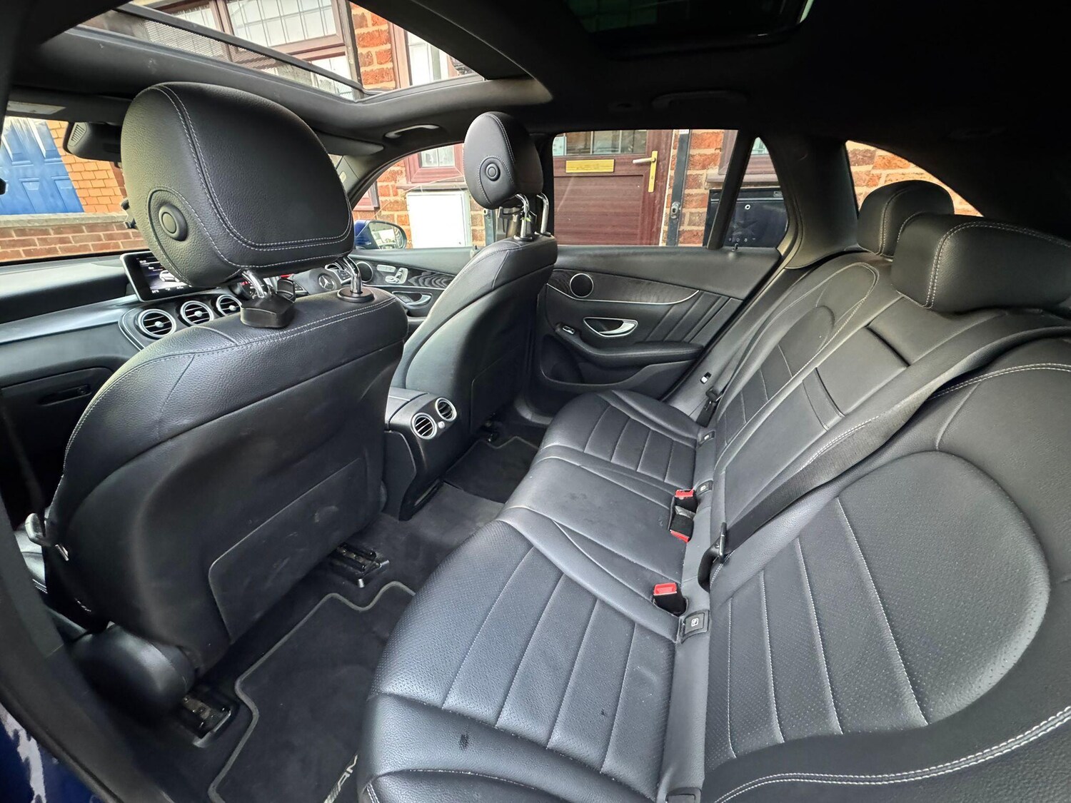 Used Mercedes-Benz GLC 2018 for sale - 76786923: Photo 11