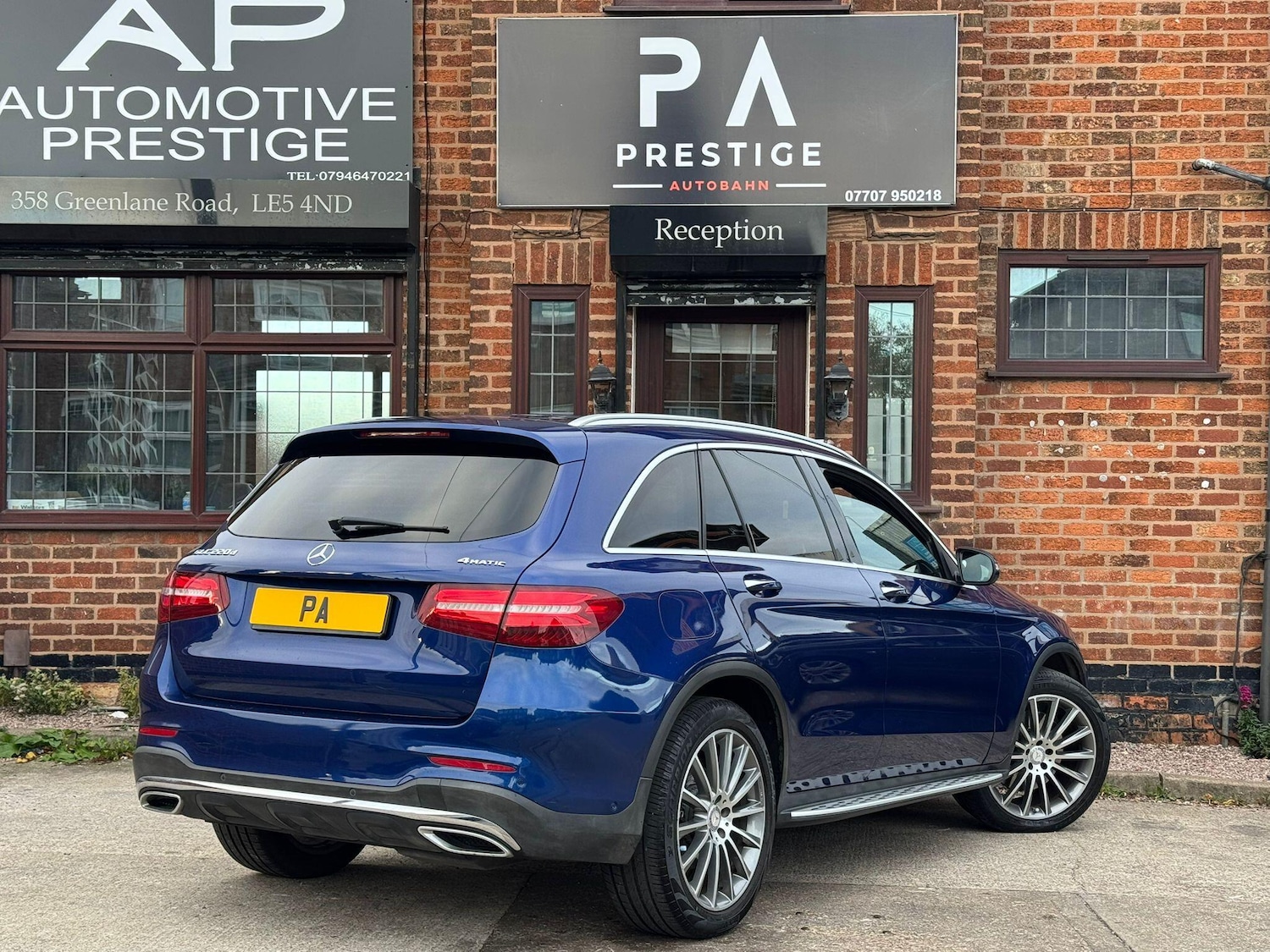 Used Mercedes-Benz GLC 2018 for sale - 76786923: Photo 4