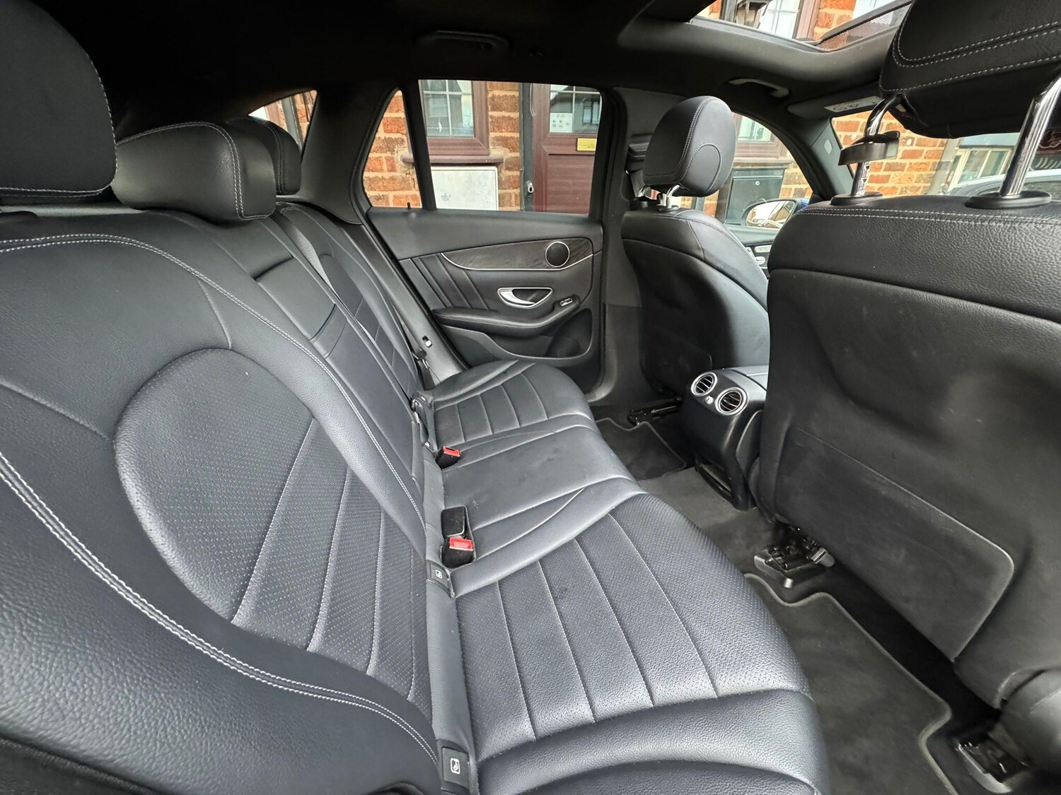 Used Mercedes-Benz GLC 2018 for sale - 76786923: Photo 9