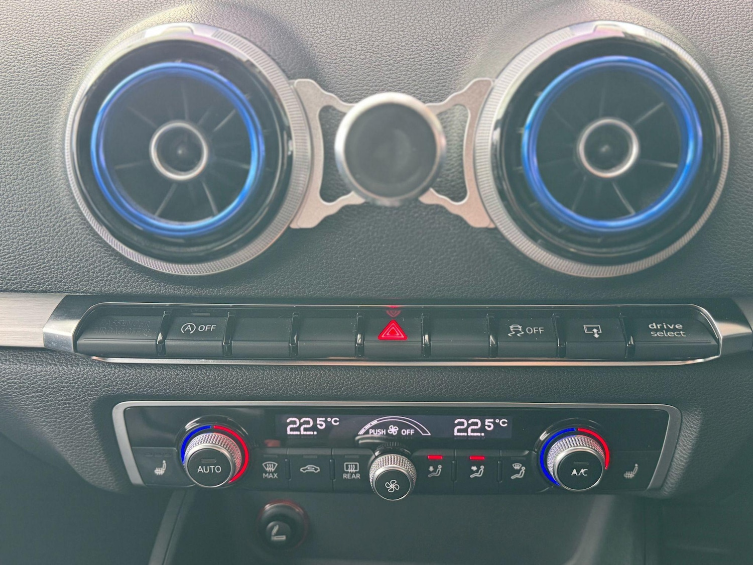 Used Audi A3 2015 for sale - 76786410: Photo 17