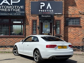 Used Audi A5 2011 for sale - 76786539: Photo