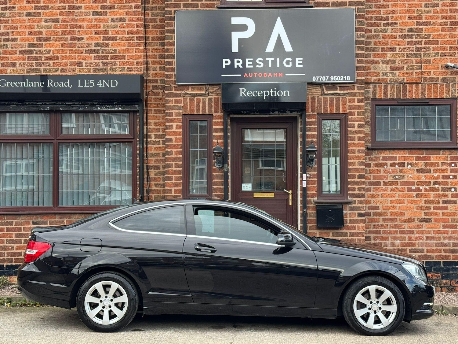 Used Mercedes-Benz C Class 2013 for sale - 76803526: Photo 5