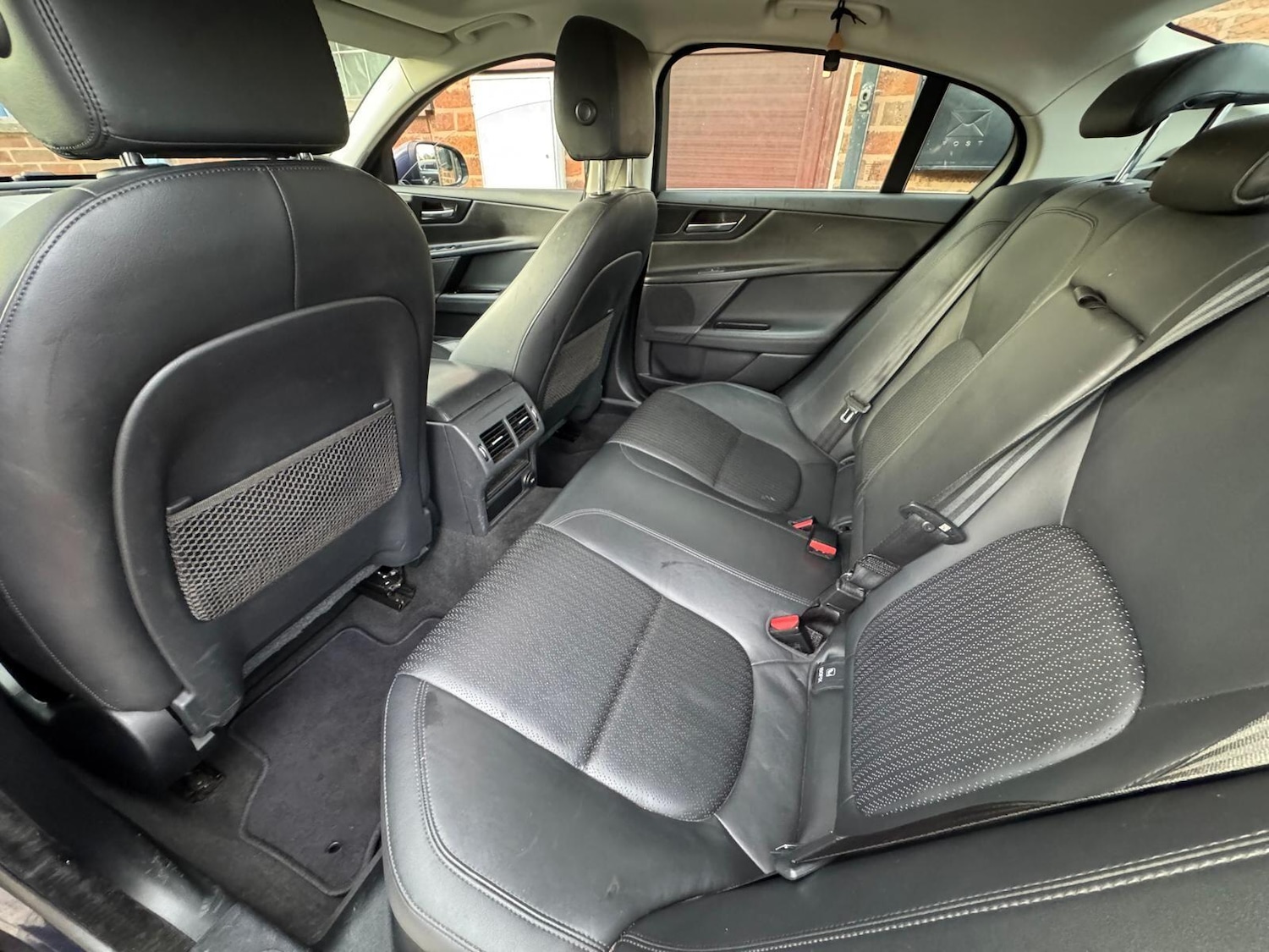 Used Jaguar XE 2016 for sale - 76786443: Photo 13