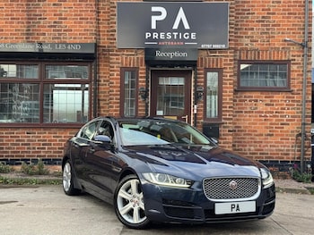 Used Jaguar XE 2016 for sale - 76786443: Photo