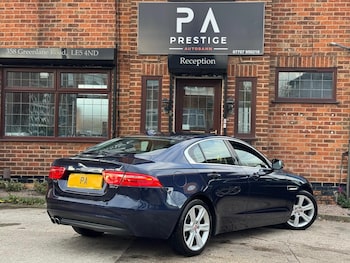 Used Jaguar XE 2016 for sale - 76786443: Photo