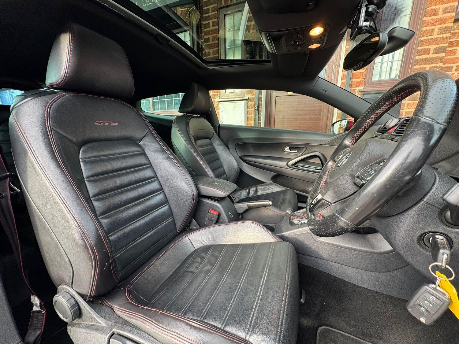 Used Volkswagen Scirocco 2013 for sale - 76786391: Photo 10