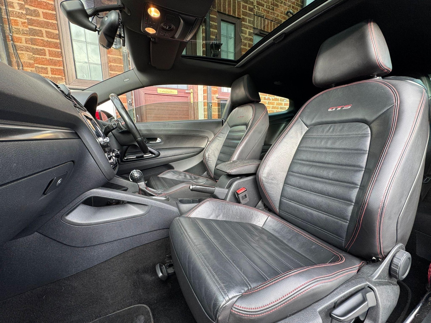 Used Volkswagen Scirocco 2013 for sale - 76786391: Photo 12