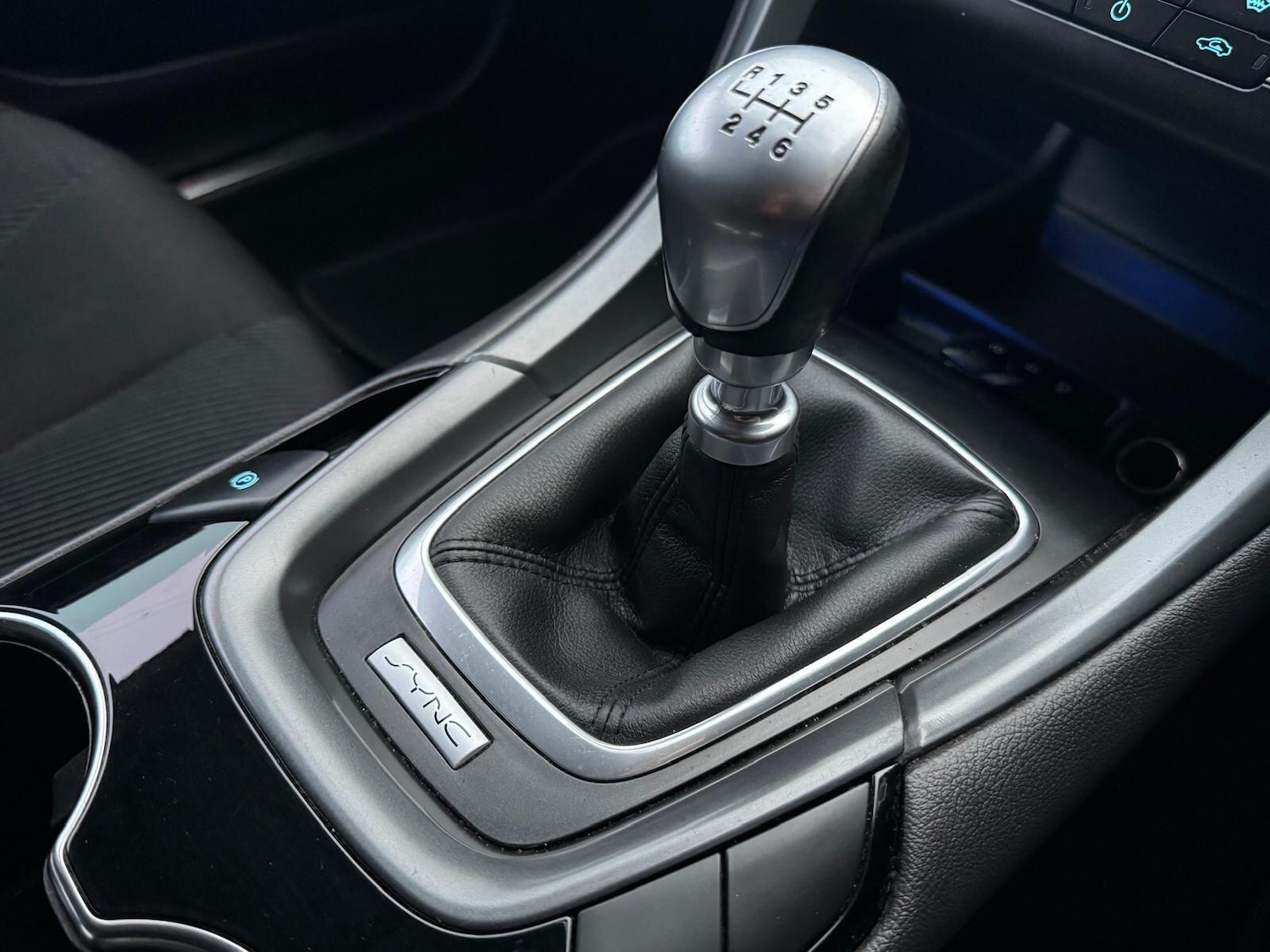 Used Ford Mondeo 2017 for sale - 76786941: Photo 15