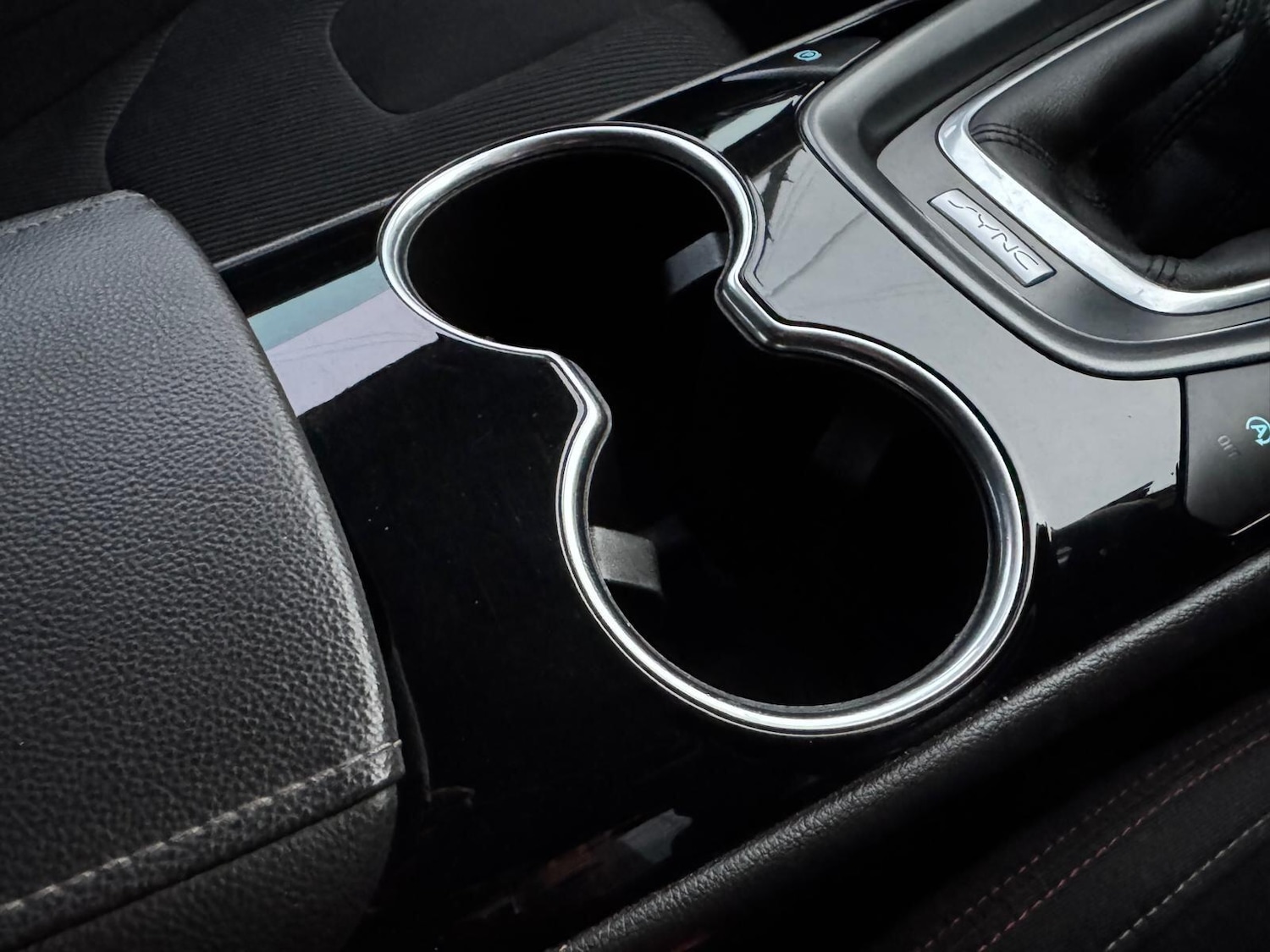 Used Ford Mondeo 2017 for sale - 76786941: Photo 16