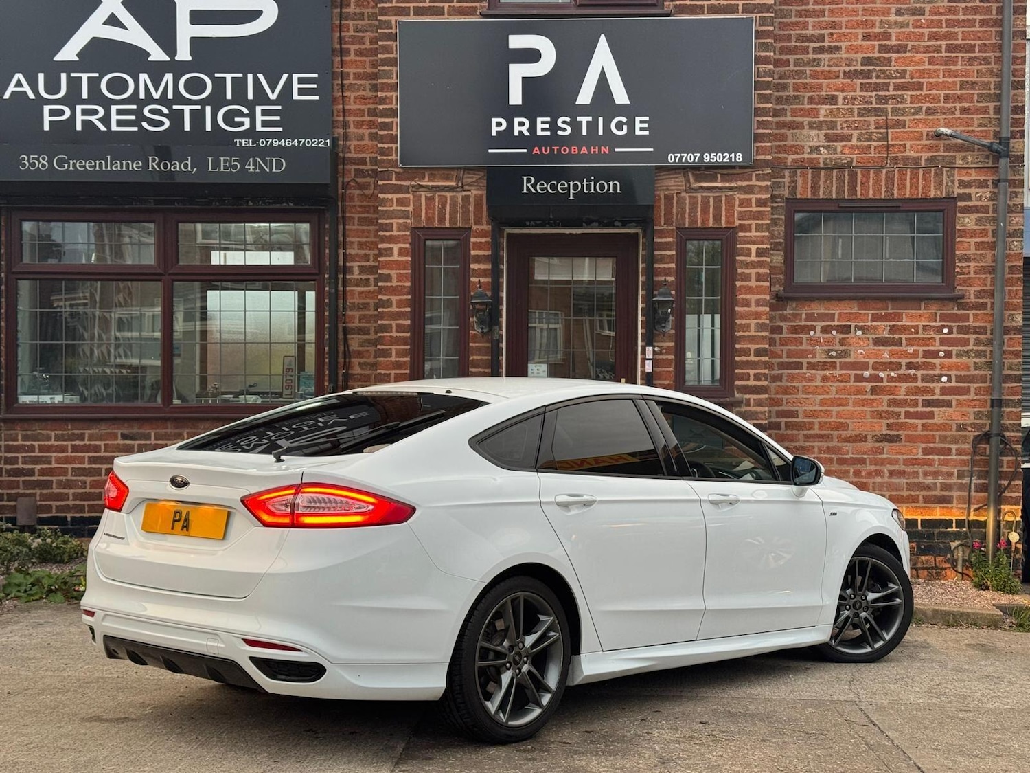Used Ford Mondeo 2017 for sale - 76786941: Photo 4