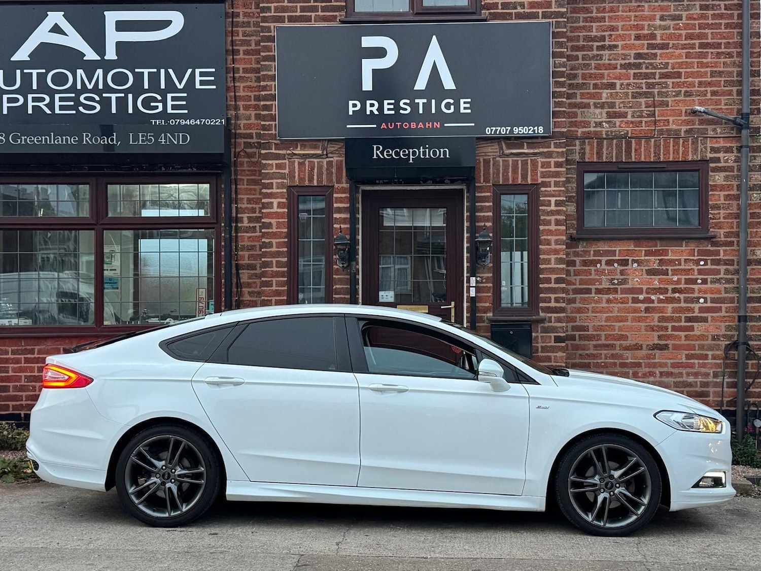 Used Ford Mondeo 2017 for sale - 76786941: Photo 6