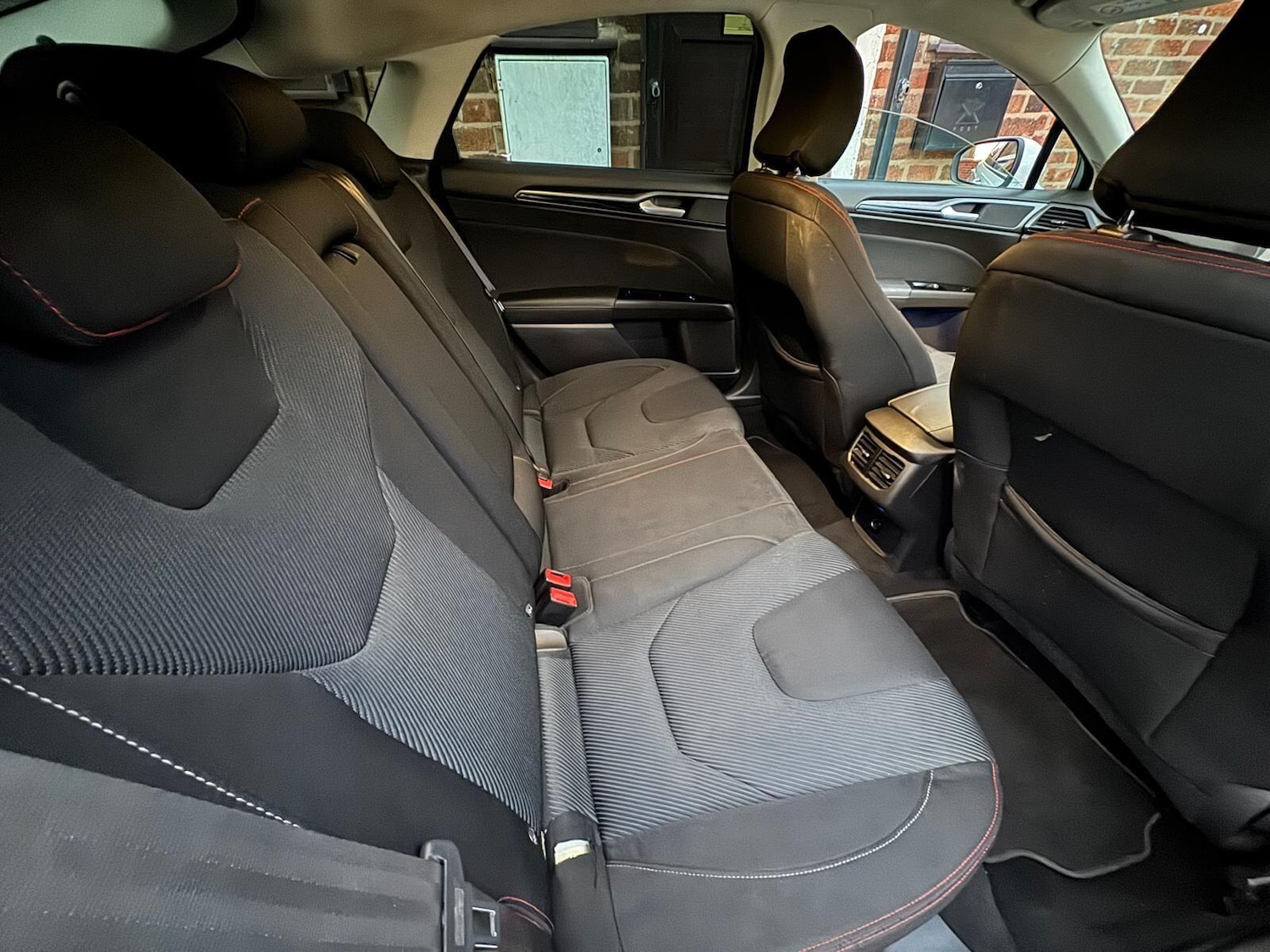 Used Ford Mondeo 2017 for sale - 76786941: Photo 8