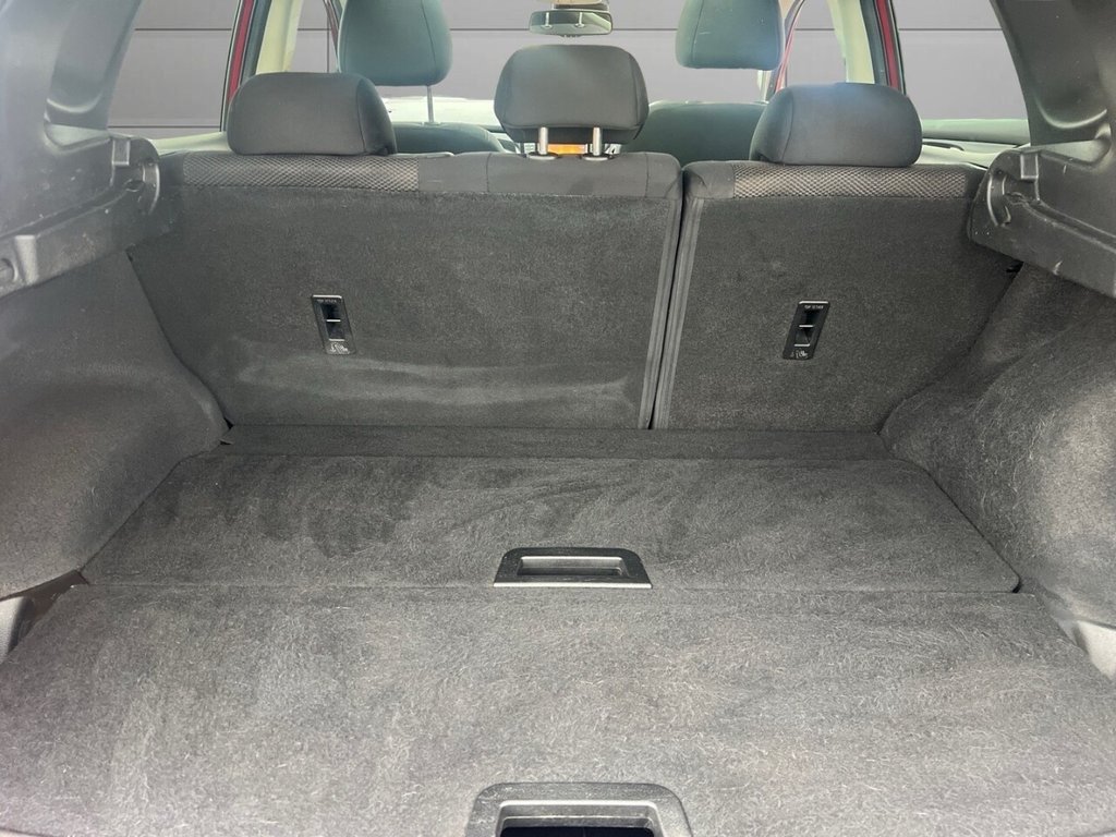 Used Nissan Qashqai 2015 for sale - 76744553: Photo 19