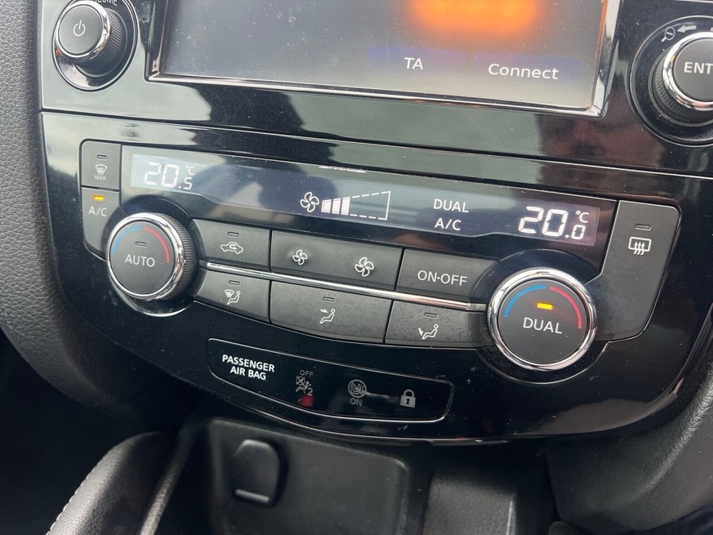 Used Nissan Qashqai 2015 for sale - 76744553: Photo 26