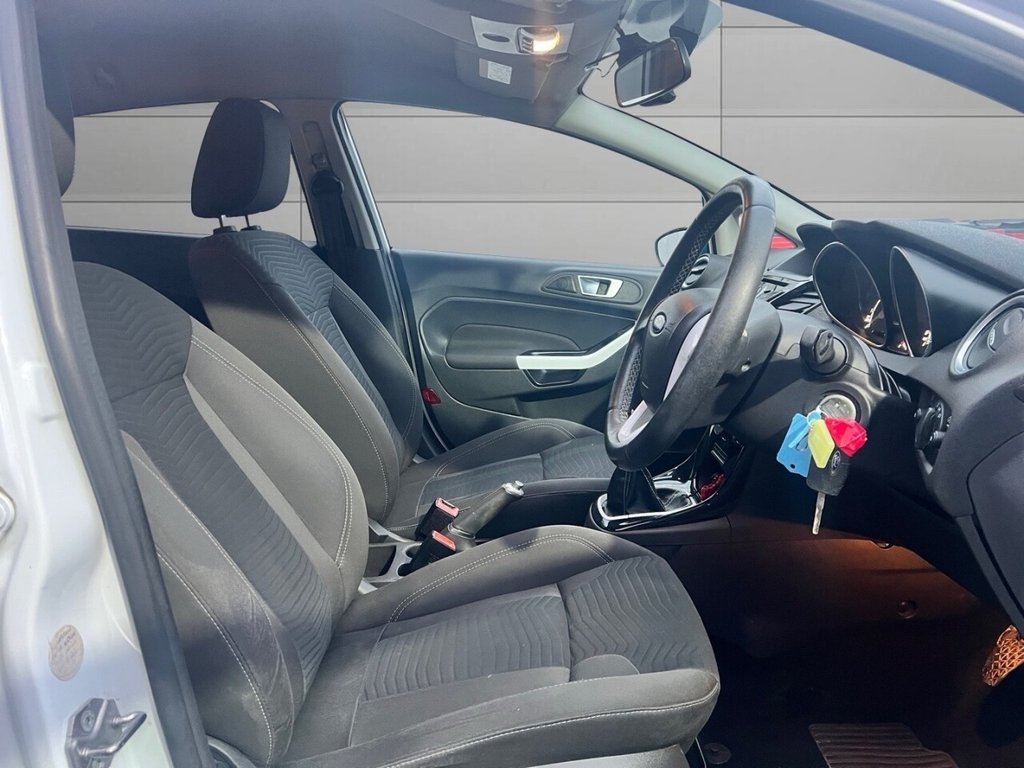 Used Ford Fiesta 2016 for sale - 76754569: Photo 3