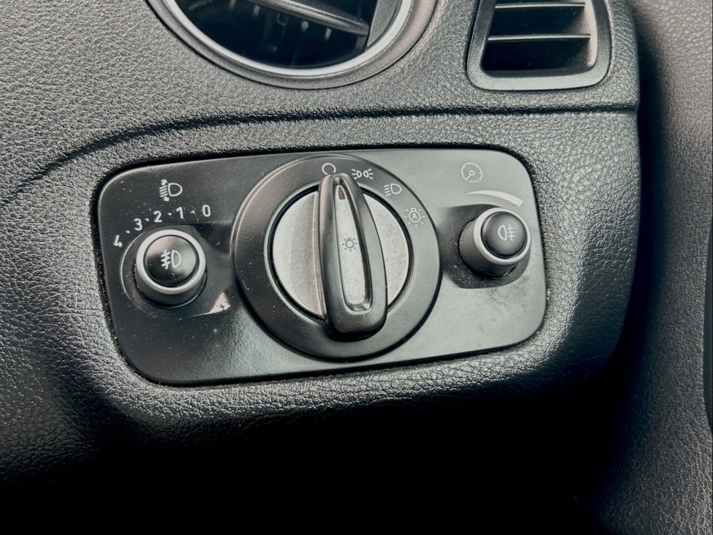 Used Ford S-Max 2010 for sale - 76744457: Photo 30