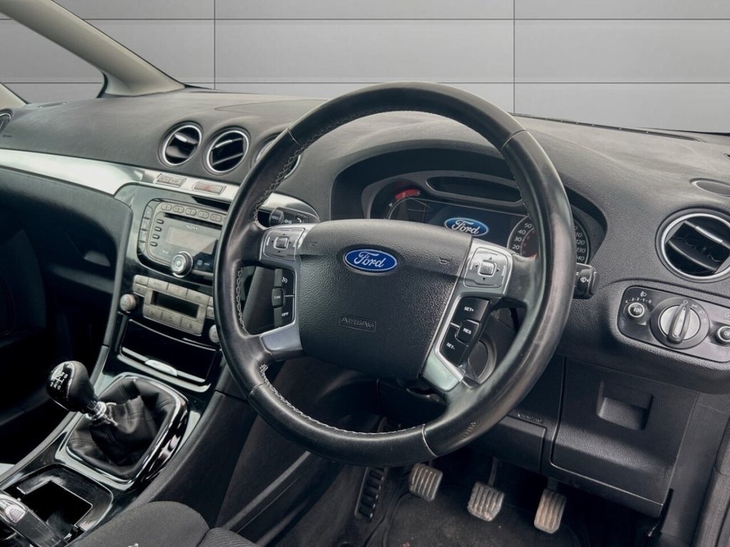 Used Ford S-Max 2010 for sale - 76744457: Photo 9