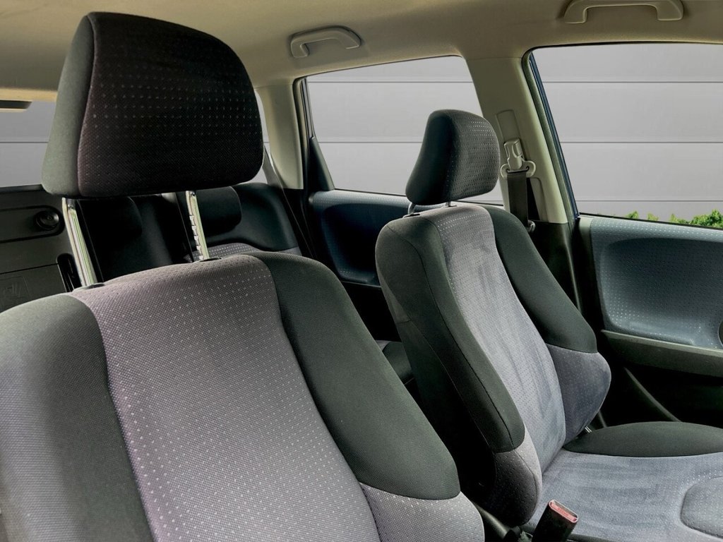 Used Honda Jazz 2009 for sale - 76744464: Photo 10