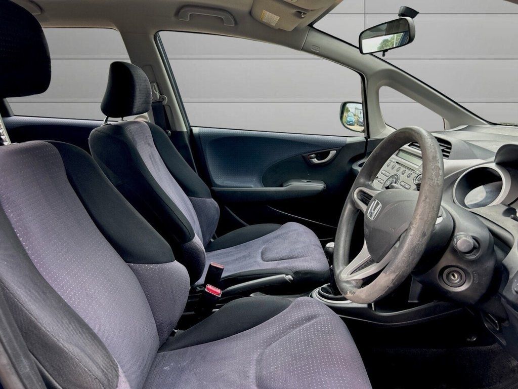 Used Honda Jazz 2009 for sale - 76744464: Photo 11