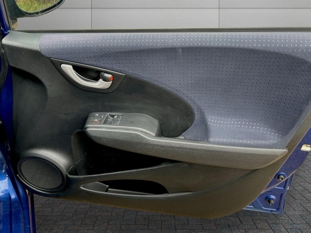 Used Honda Jazz 2009 for sale - 76744464: Photo 12