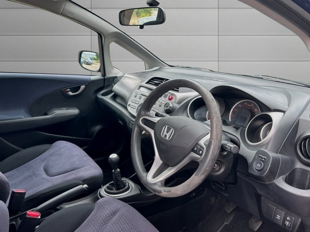 Used Honda Jazz 2009 for sale - 76744464: Photo 9