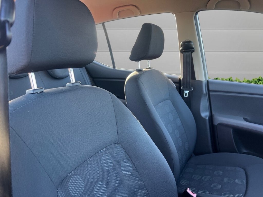 Used Hyundai i10 2011 for sale - 77089440: Photo 12