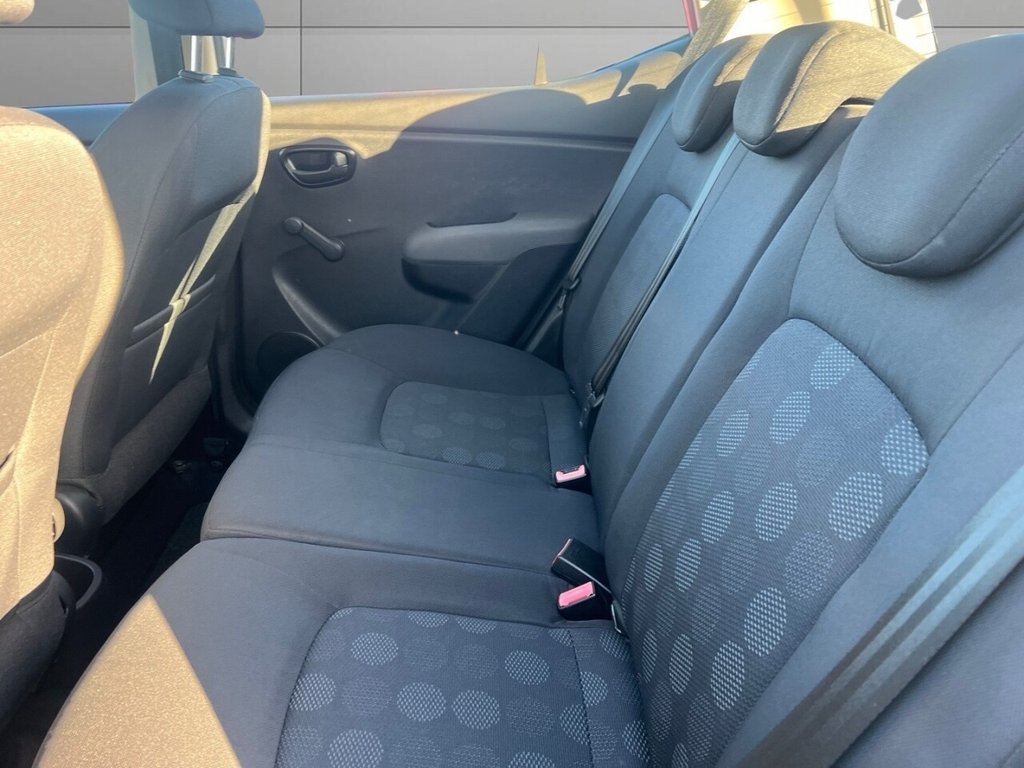 Used Hyundai i10 2011 for sale - 77089440: Photo 15