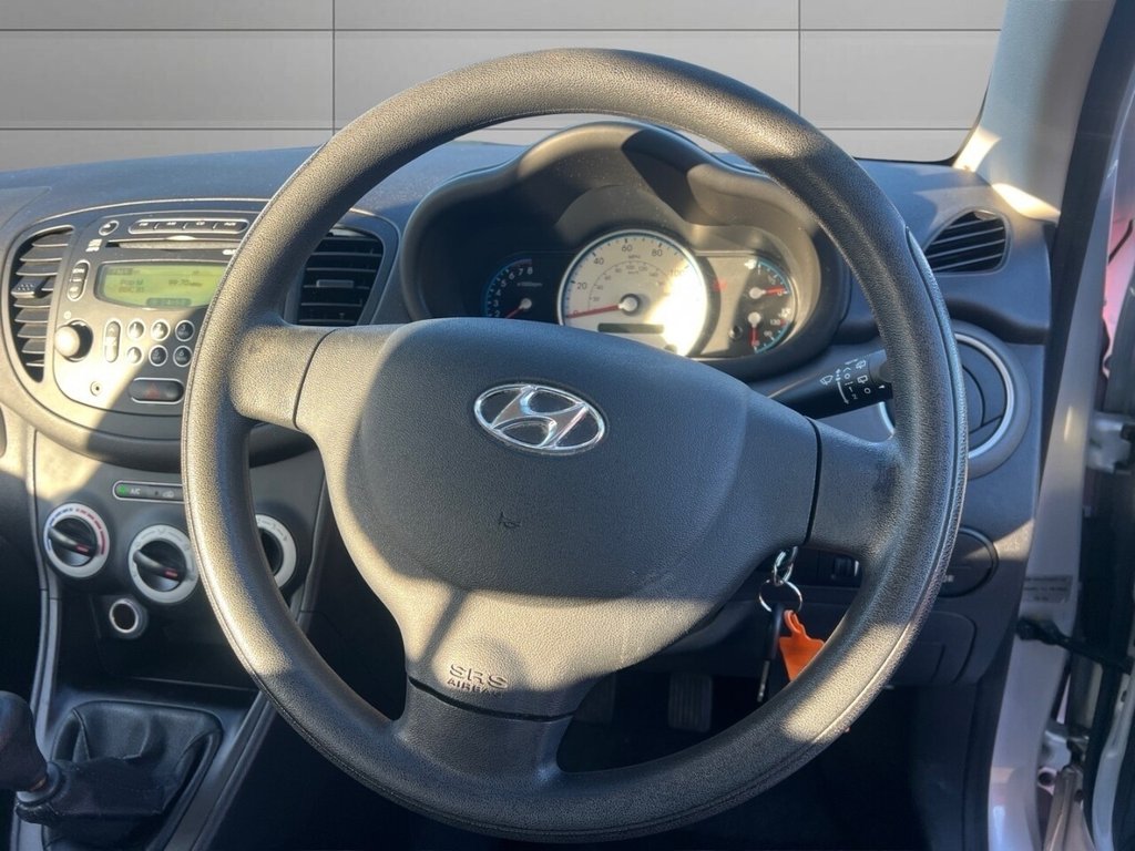 Used Hyundai i10 2011 for sale - 77089440: Photo 19