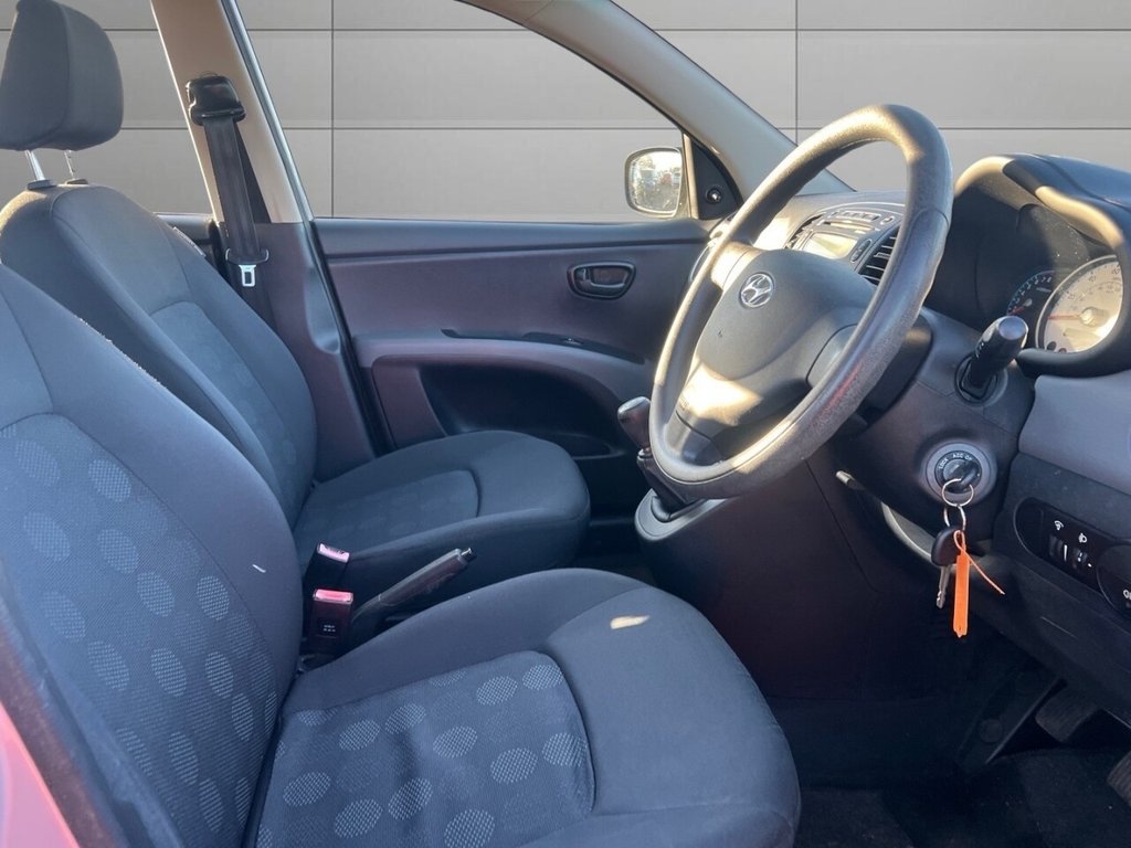 Used Hyundai i10 2011 for sale - 77089440: Photo 3