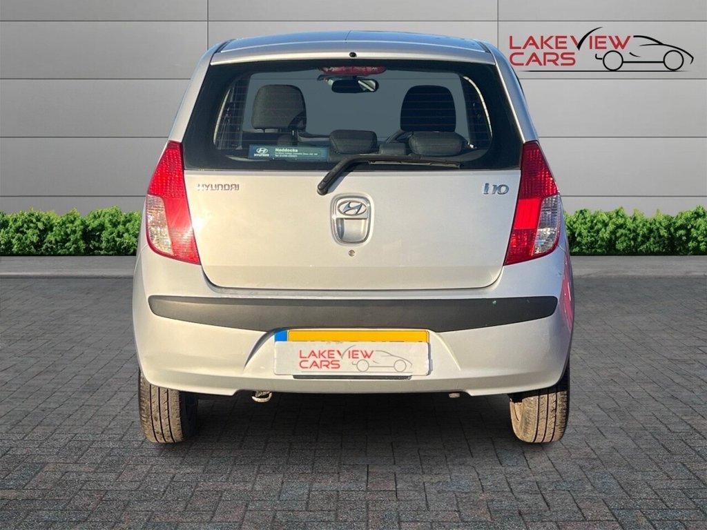 Used Hyundai i10 2011 for sale - 77089440: Photo 5