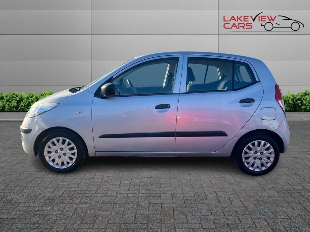 Used Hyundai i10 2011 for sale - 77089440: Photo 9
