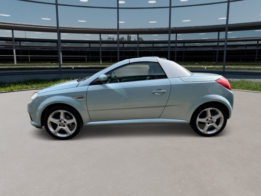 Used Vauxhall Tigra 2009 for sale - 77422432: Photo 4