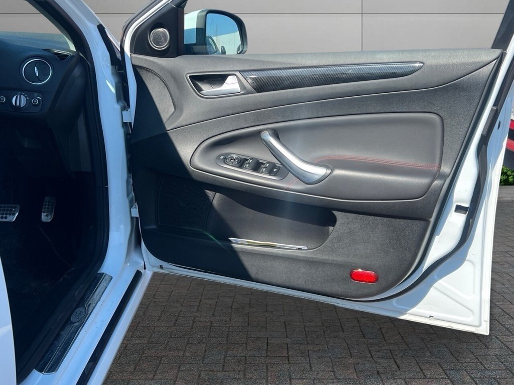 Used Ford Mondeo 2011 for sale - 76744469: Photo 13