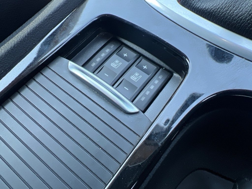 Used Ford Mondeo 2011 for sale - 76744469: Photo 21